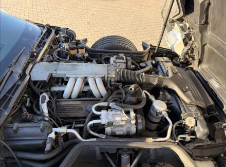 Chevrolet - Corvette