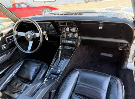 Chevrolet - Corvette