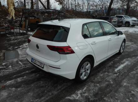 Volkswagen - Golf