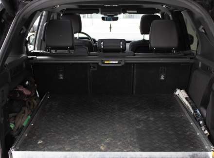 Land Rover - Discovery