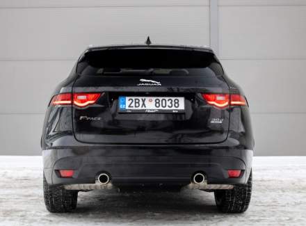 Jaguar - F-Pace