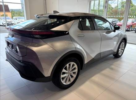 Toyota - C-HR