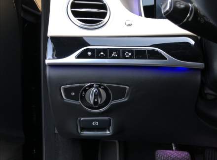 Mercedes-Benz - S-class