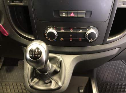 Mercedes-Benz - Vito