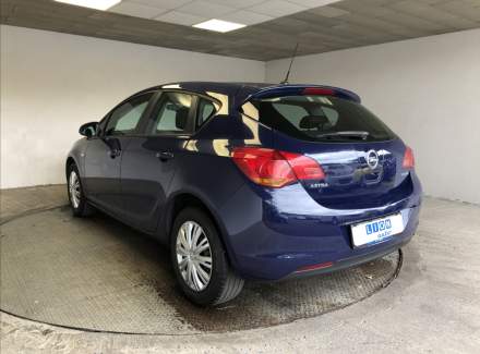 Opel - Astra