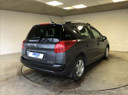 Peugeot - 207
