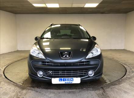 Peugeot - 207