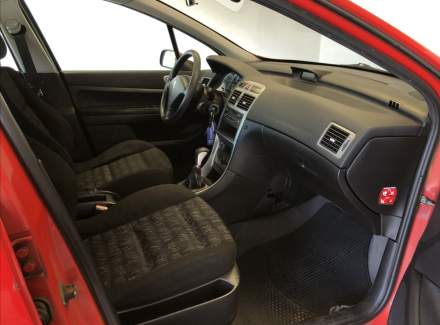Peugeot - 307