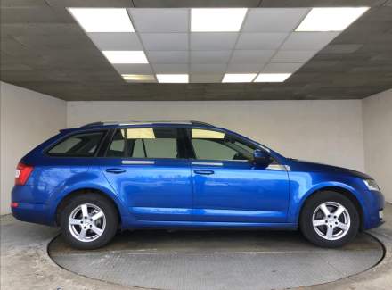 Škoda - Octavia