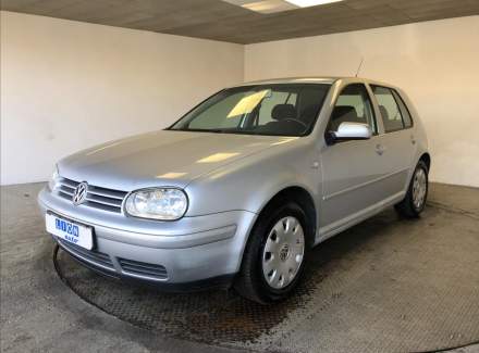 Volkswagen - Golf