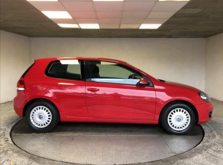 Volkswagen - Golf