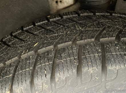 Land Rover - Discovery Sport