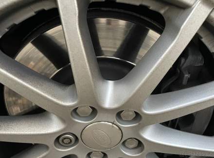 Land Rover - Discovery Sport