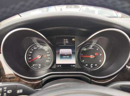 Mercedes-Benz - V-class