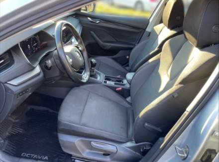 Škoda - Octavia
