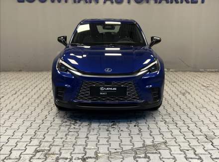 Lexus - LBX