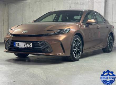 Toyota - Camry