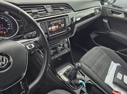 Volkswagen - Touran