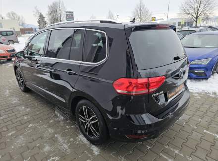 Volkswagen - Touran