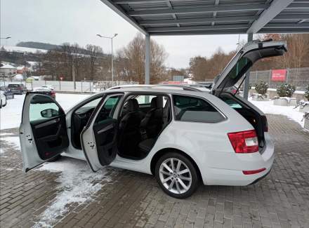 Škoda - Octavia
