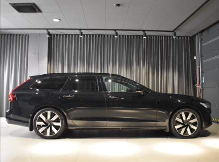 Volvo - V90