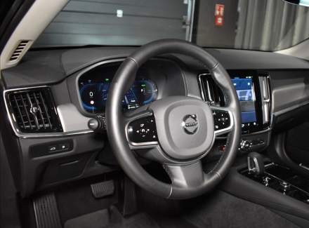 Volvo - V90