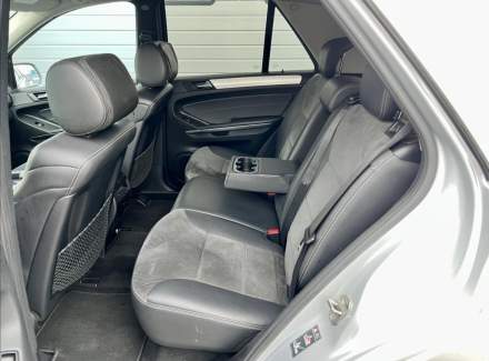 Mercedes-Benz - M-class