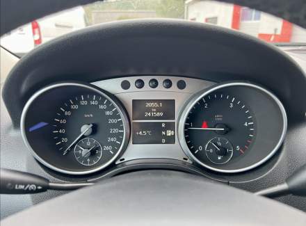 Mercedes-Benz - M-class