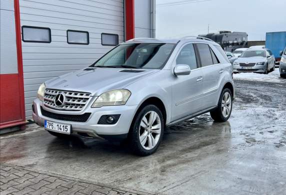 Mercedes-Benz - M-class