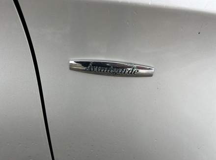 Mercedes-Benz - V-class