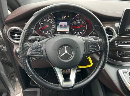 Mercedes-Benz - V-class