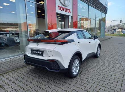 Toyota - C-HR