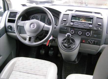 Volkswagen - Caravelle