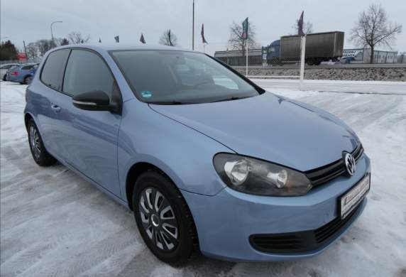 Volkswagen - Golf