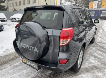Toyota - RAV 4