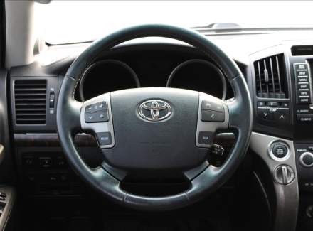 Toyota - Land Cruiser