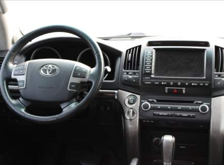 Toyota - Land Cruiser