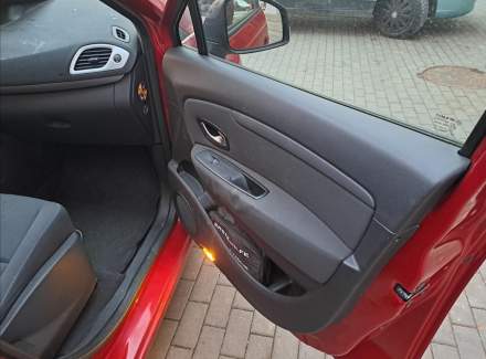 Renault - Scenic