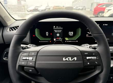 Kia - K4