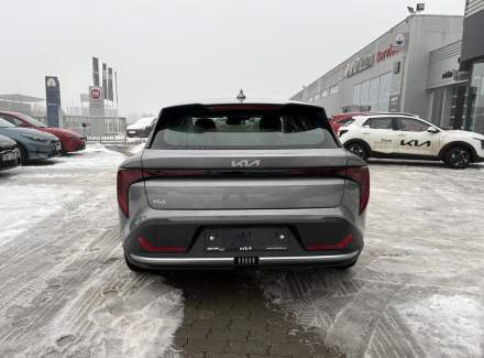 Kia - K4