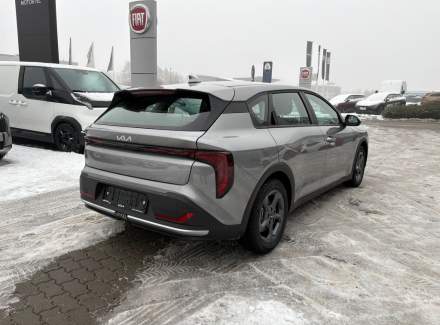 Kia - K4