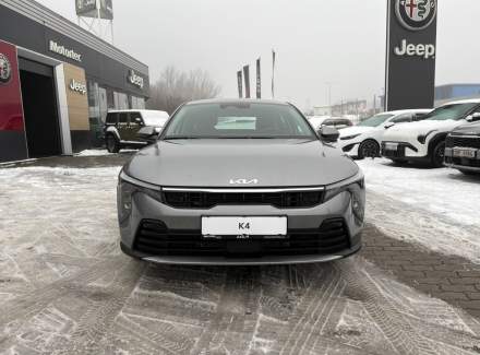 Kia - K4