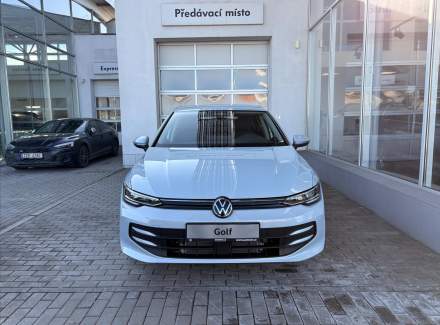 Volkswagen - Golf
