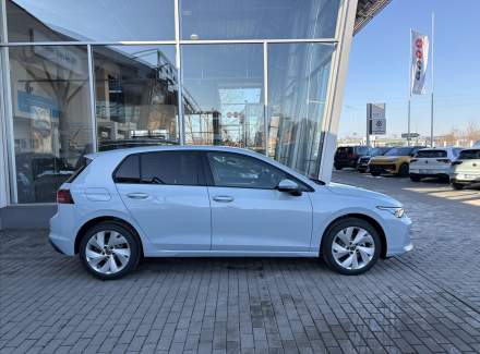 Volkswagen - Golf