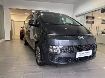 Hyundai - Staria