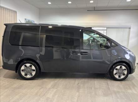 Hyundai - Staria