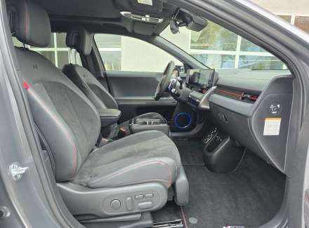Hyundai - IONIQ 5