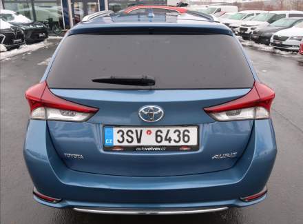 Toyota - Auris