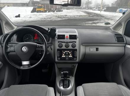 Volkswagen - Touran