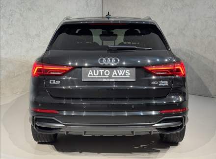 Audi - Q3